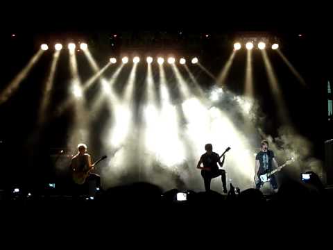 Blessthefall - Promised Ones/Bottom Feeder (Live in Jakarta 2012)