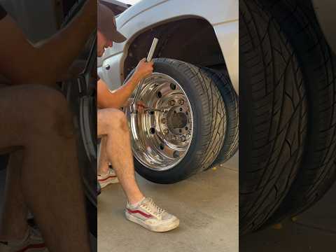 10 lug conversion on 24’s 🤌🏻 Full vid coming soon