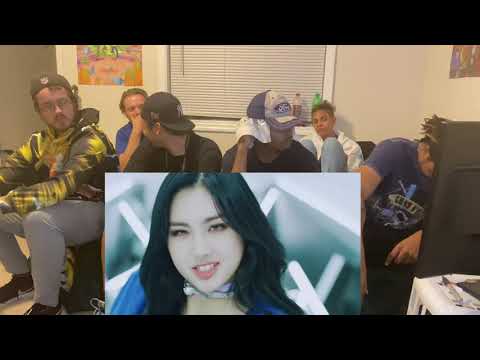 TRASH OR PASS-EVERGLOW (에버글로우) - DUN DUN MV REACTION