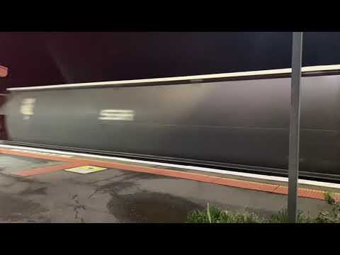 QUBE Steel train and XPT. SSR 6MC5 and SSR 6CM7. RL307 S311 CLF1 RL301. CLF4 48S36 CLF2