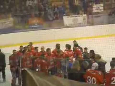 Hockey Milano-Renon 2-4  14.11. 2013  Omaggio della squadra alla CdM