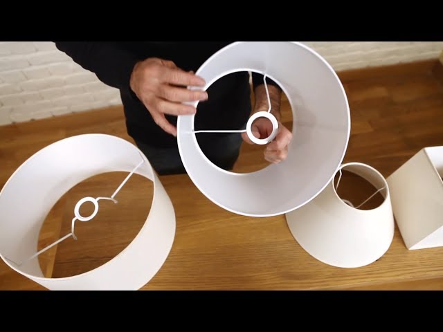 Vídeo relacionado con LEDKIA LIGHTING - Lámpara de Mesa Decorativa | Cerámica Beige Artesanal | Pantalla de Tela | Adecuada para Bombillas E27 hasta 40W | Uso Interior