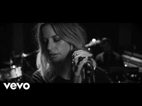 Gin Wigmore - Black Parade - Live NYC Sessions (Official Video)