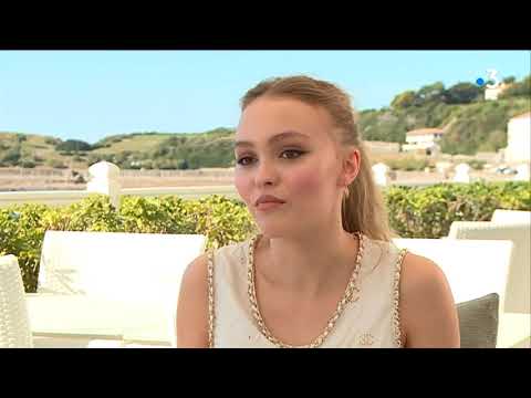 download lagu mp3 mp4 Lily Rose, download lagu Lily Rose gratis, unduh video klip Lily Rose