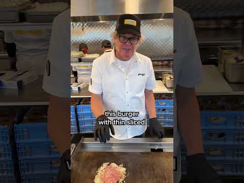 How to make the PERFECT fried onion burger with George Motz 🍔