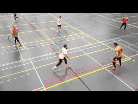 A.C. Polonia Roosendaal -  FC Cruz    Tilburg 19.03.2016