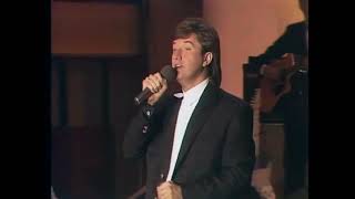 Daniel O&#39;Donnell - Pretty Little Girl From Omagh (Follow Your Dream Concert)