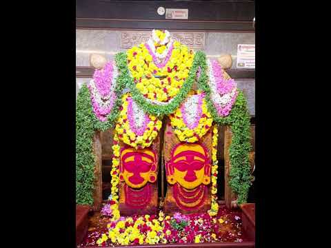 Oora Kaayo Mutthaide Maramma