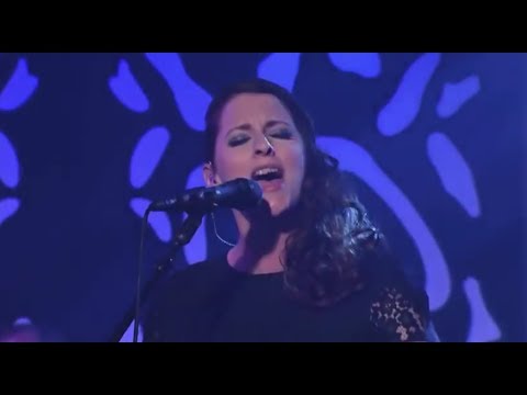 M83 - Oblivion - Featuring Susanne Sundfør