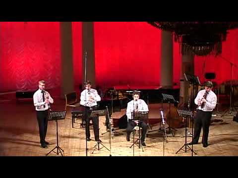 Astor Piazzolla - Contrabajeando