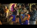 அக்காவுக்கு வழியவிடு உள்ள போய் ஆடட்ட