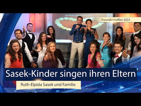 Sasek-Kinder singen ihren Eltern "Ich begegne Gott in Euch"