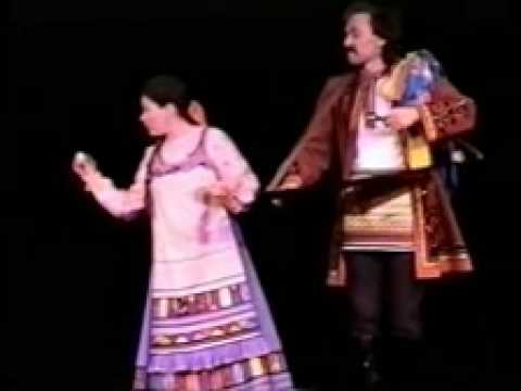 Valeriy Bastrakov with folklor magic act KOROBEYNIK