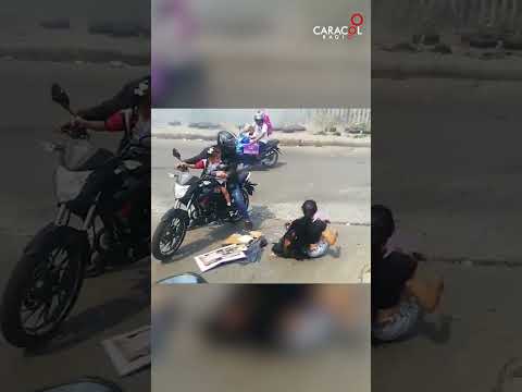 #shorts | ACCIDENTE: Dos motos chocan en vía de Bucaramanga | Caracol Radio