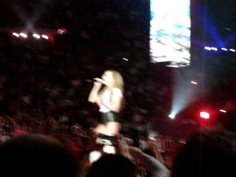 Alexandra Stan-Starfloor 2011