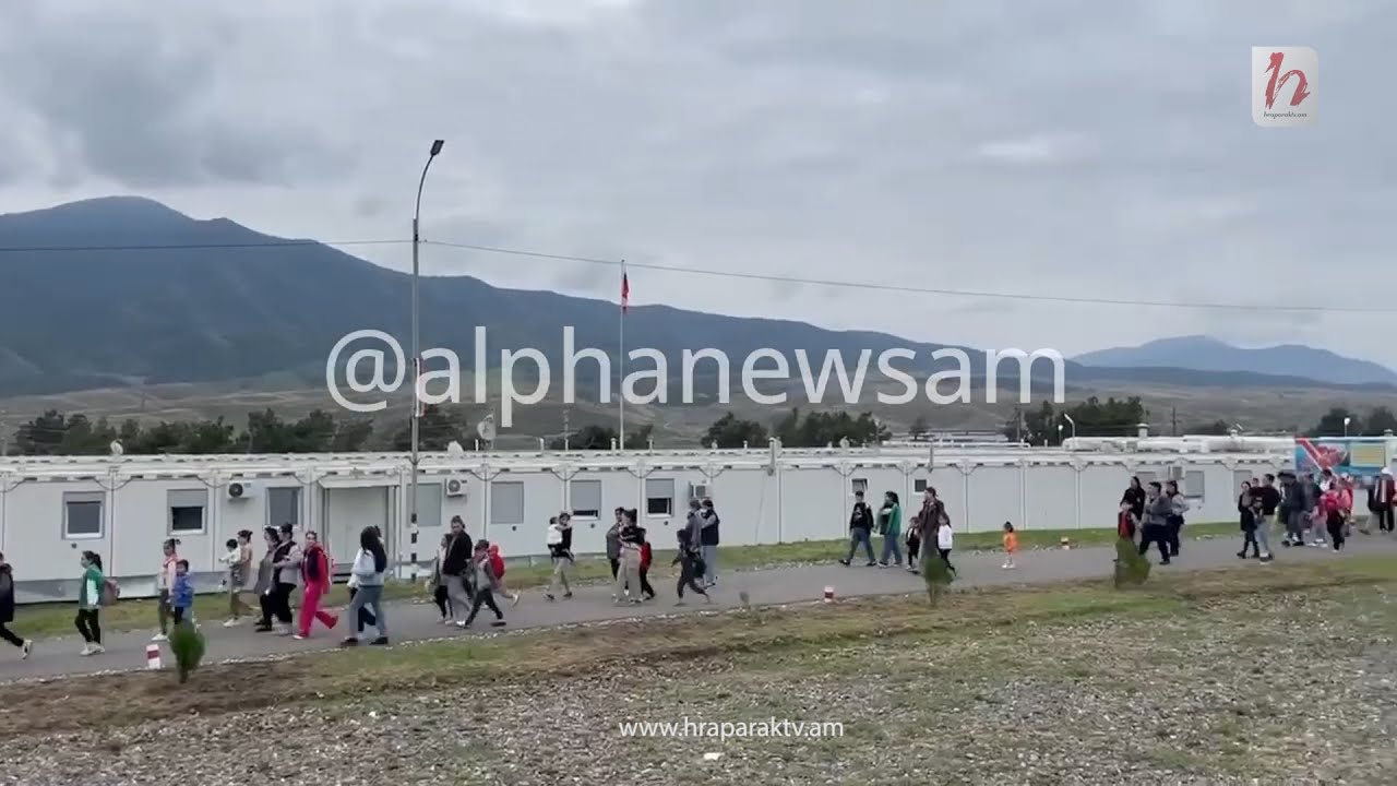 Ասկերանի գյուղերի բնակիչները տարհանվում են դեպի Իվանյանի օդանավակայան