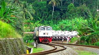 Download lagu Kereta Api BBM Pertamina - Video Kompilasi - Kereta Api Indonesia mp3 Download lagu Kereta Api BBM Pertamina - Video Kompilasi - Kereta Api Indonesia mp3