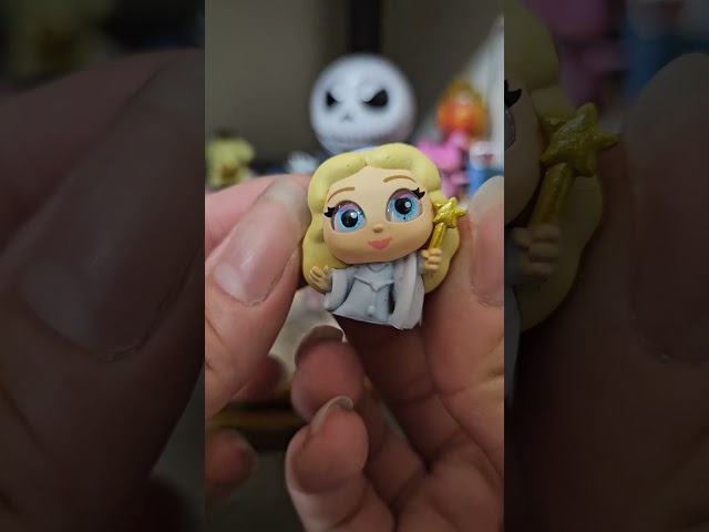 Vídeo relacionado con Figuras Disney Doorables Movie Moments Series 3, 2 estatuillas coleccionables exclusivas de 3,8 cm, Juguetes para niños a Partir de 5 años de Just Play