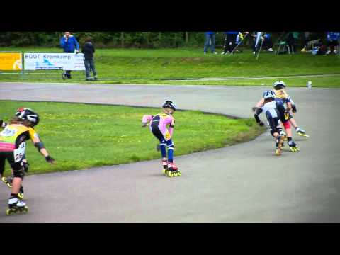 Internationaal Skeeler Weekend pupillen 3 meisjes 1000m in lijn