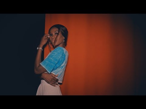 LAURA - Por esse amor (Official video) by Pec Psd