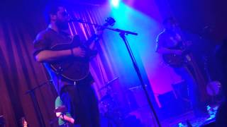 Bear&#39;s Den - Sahara pt.1 and 2 live