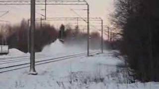 preview picture of video 'Finnish railroad snow removal'