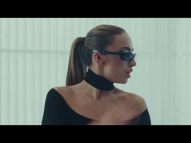 Video zu 'Just Keep Watching' ansehen