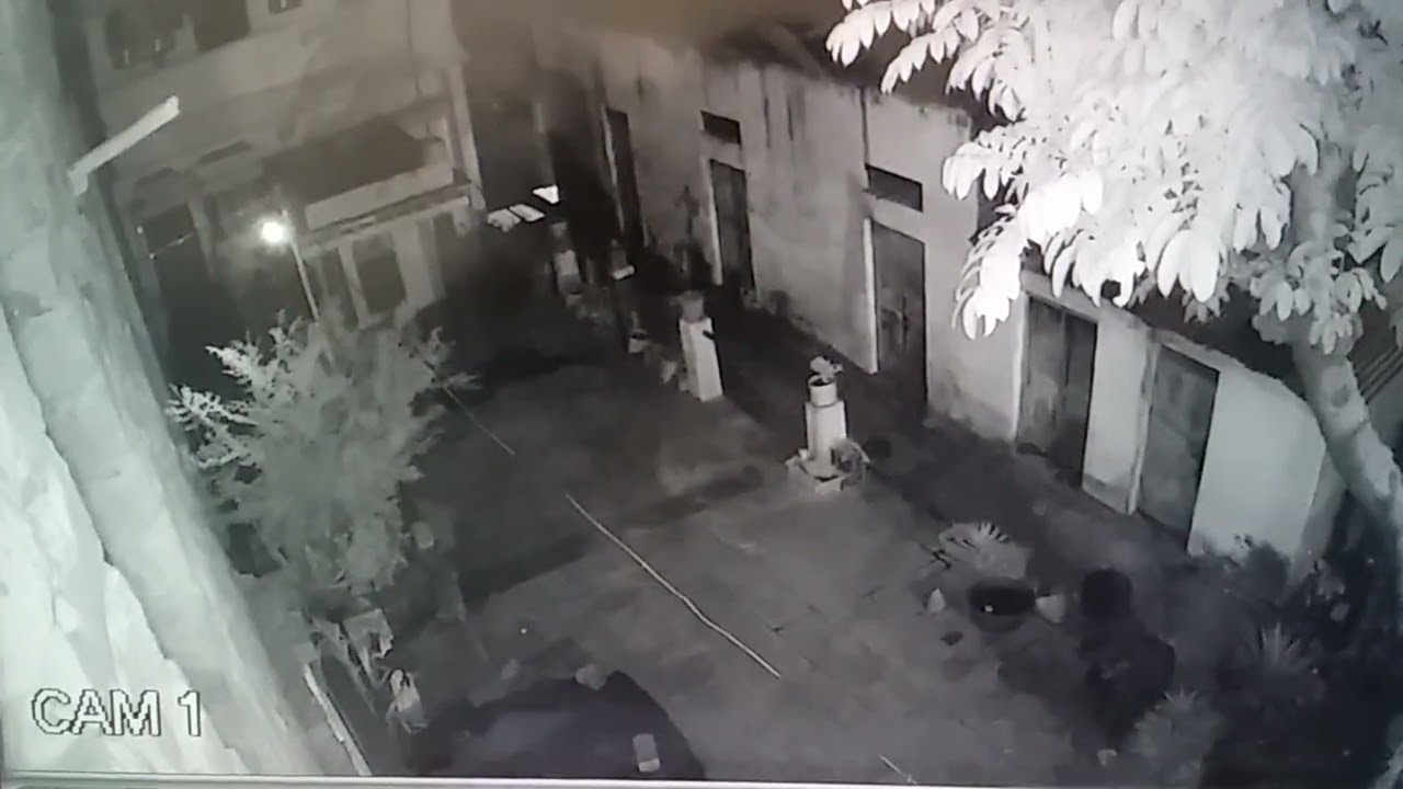 हिस्ट्री शीटर का भाई विनोद कुमार पीड़ित को जान से मारने की धमकी दी घटना - खमरिया, Bhadohi