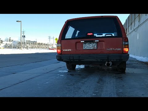 Superfridge First Drive - Volvo 740 Turbo gets sideways!