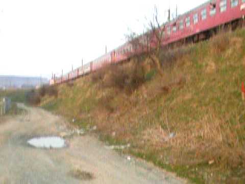 Tren A1834 Timisoara Nord - Iasi tras de 40-0758-9 mergand catre Suceava