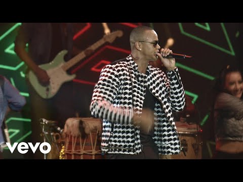 Léo Santana - Empina E Treme (Ao Vivo)