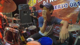 Download lagu Kendang Koplonya Bener Bener Mantap Aksi Cak Robet Feat New Rossita mp3 Download lagu Kendang Koplonya Bener Bener Mantap Aksi Cak Robet Feat New Rossita mp3