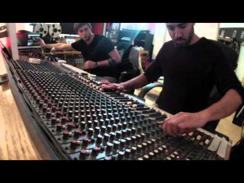 Marina P feat. Madplate Sound - Crate Digger [Dub Session]