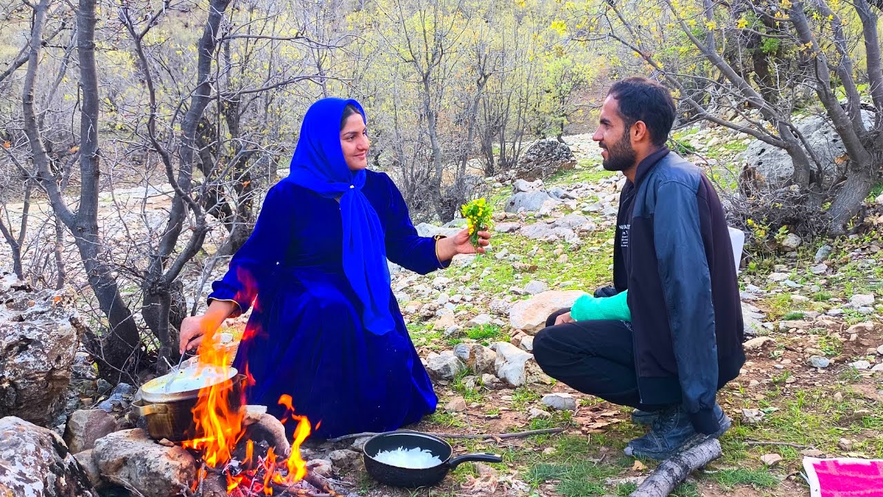 Fair Love.  Homeless Girl's Cooking for Young Boy That Surprised the World😍😱