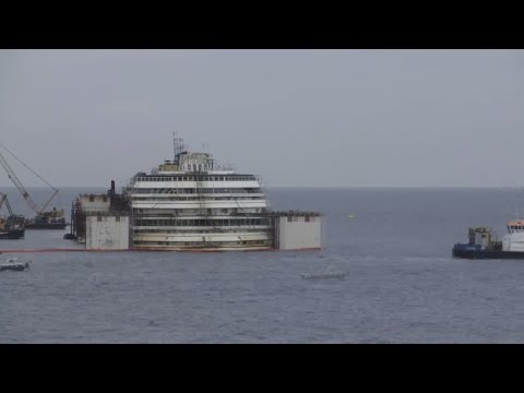 Costa Concordia, il rigalleggiamento in Time Laps - Aut. Meridiananotizie