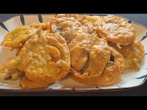 Surprise everyone at Iftar with these crispy pakoras. Iftar special