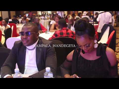 ANN TAYLOR AKABYE AMAZIGA KU HI SKOOL AWARDS 2022 NGA TABITEGEERA, ABAFUNYE ZI AWARD BAWAGA