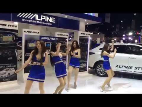 Funny woman videos - The Girls Dancing Awkwardly at the Motor Show