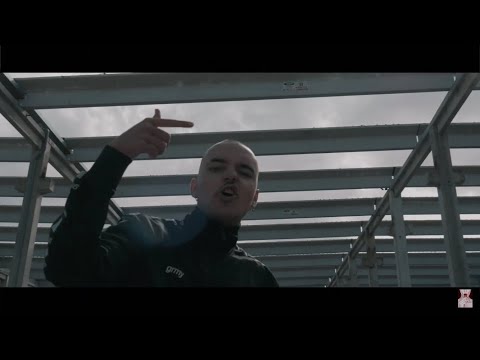 Botellas Vacías: Bruce - [QUINTO TRAGO] PIROMANO Y BOMBERO