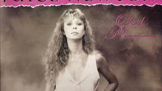 Juice Newton  ~ Stuck In The Middle With You