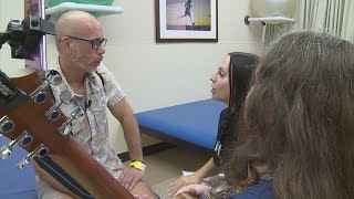 Why stroke patient who has trouble speaking can sing
