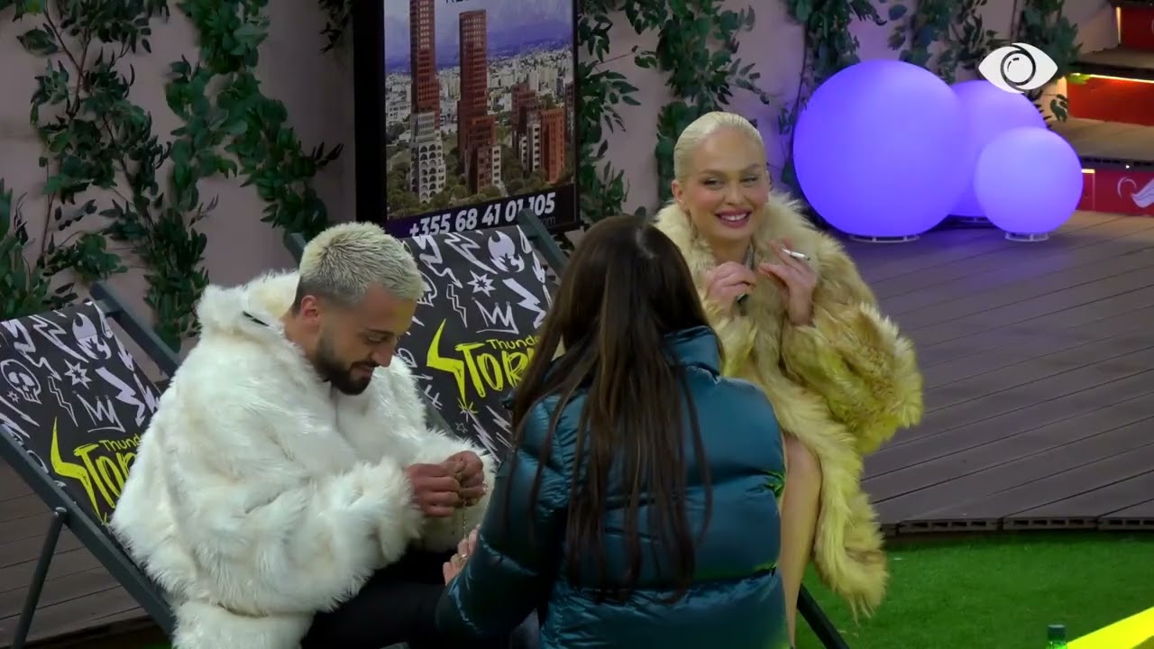 “E bëj për show”/ Gjesti bisedon me banorët: I thoja Amberit puthemi…