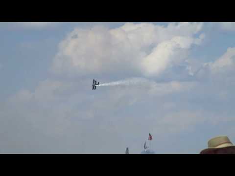 Shockwave Jet Truck vs Airplane EAA Airventure Oshkosh, WI 7-27-19
