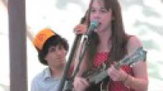 Sarah Jarosz, Sam Grisman, Alex Hargreaves live at OSMF 2008