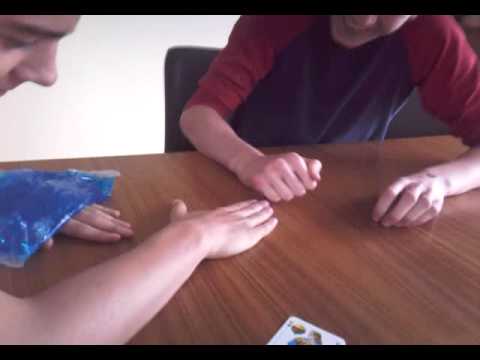 Chedes am abkratzen beim FOLTER MAU MAU XD