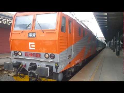 Odjezd Esa na R 683 ze stanice Praha hl. nádraží