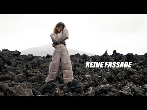 KEINE FASSADE - Lucie Licht