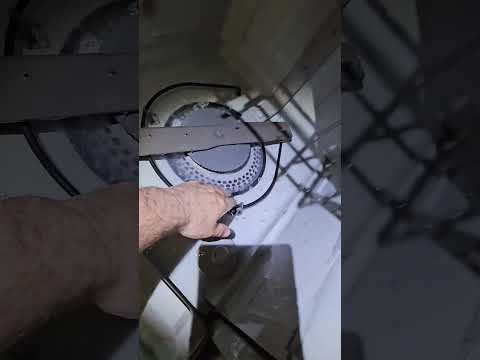 Dishwasher Maytag MDB6769PAS4 white coating on dishes, water with film