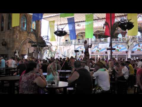 Musik Video:Tobee-Du ich trink dich schön....