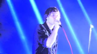 Phoenix - S.O.S. In Bel Air - LIVE - Neu-Isenburg 18.11.2013 FullHD